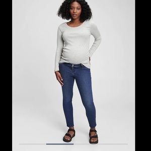 GAP Maternity Inset Panel True Skinny Jeans Size 31 Short